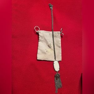 Kendra Scott necklace